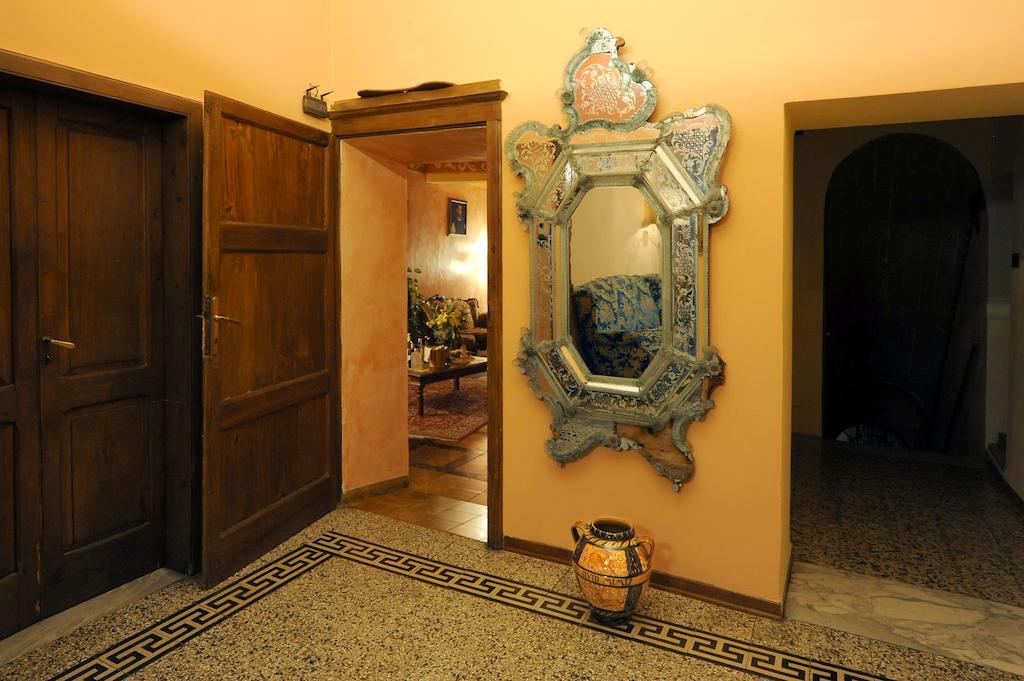 Il Palazzo Del Cardinale Bed & Breakfast Montalcino Eksteriør bilde